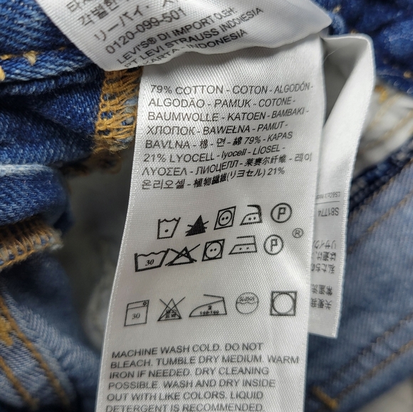 Levi’s Premium Denim Overalls Women’s XS Blue Jean Adjustable Strap Vintage - Picture 12 of 12